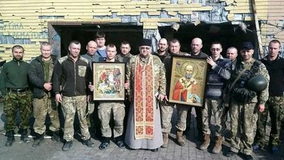 "Вночі ловлю військових і їх душі": капелан з Рівного розповів про силу віри на війні