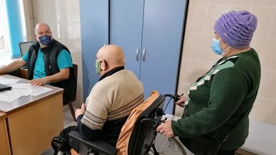 Троє кропивничан з травмами через ожеледь звернулися в травмпункту за годину Троє кропивничан з травмами через ожеледь звернулися в травмпункту за годину