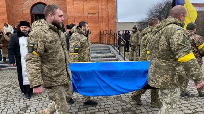 "Мріяв працювати на землі": на Волині попрощалися з 49-річним військовим