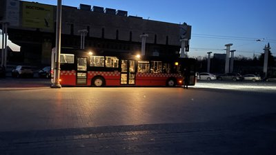 Який вигляд має Харків під час блекауту: фоторепортаж Який вигляд має Харків під час блекауту: фоторепортаж