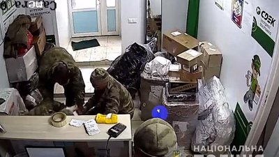 Обкрадали будинки під час окупації Київщини. Восьми росіянам повідомили про підозру