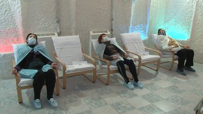 Гімнастика, масаж та дихання сіллю: у Черкасах безоплатно реабілітують ковідних пацієнтів Гімнастика, масаж та дихання сіллю: у Черкасах безоплатно реабілітують ковідних пацієнтів