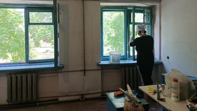 В громаді на Волині ремонтують гуртожиток, щоб заселити туди переселенців