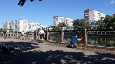 Молодь Кропивницького влаштувала прибирання набережної Інгулу Молодь Кропивницького влаштувала прибирання набережної Інгулу