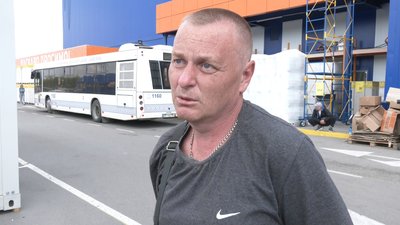 До Запоріжжя прибувають мешканці Маріуполя на власному транспорті До Запоріжжя прибувають мешканці Маріуполя на власному транспорті