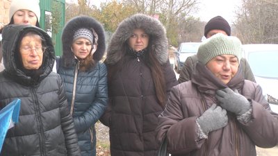 У Хмельницькому мешканці одного із мікрорайнів вимагають пустити до них автобус
