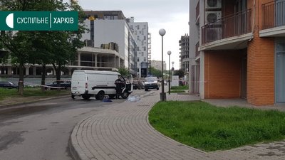 У центрі Харкова жінка випала з вікна 19-го поверху з 6-місячним сином