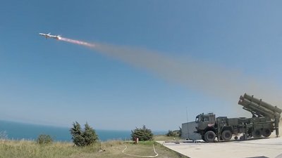 Туреччина успішно випробувала мобільну керовану ракетну систему власної розробки — Міноборони країни