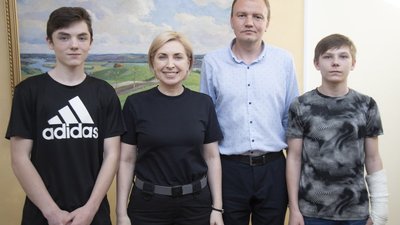 З окупованого Маріуполя вдалось повернути двох підлітків — Верещук