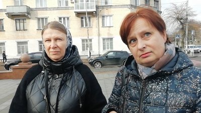 Зняли за 15 хвилин: у Житомирі демонтували бюст російському письменнику Олександру Пушкіну Зняли за 15 хвилин: у Житомирі демонтували бюст російському письменнику Олександру Пушкіну