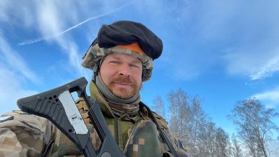 Олександр Положинський в ЗСУ: "Спочатку воювати, захищати, допомагати фронту, а вже потім пісні"