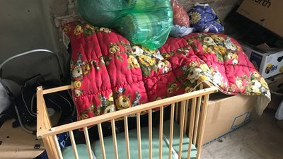 Понад 10 тонн допомоги зібрали жителі громади на Житомирщині для переселенців і багатодітних сімей Понад 10 тонн допомоги зібрали жителі громади на Житомирщині для переселенців і багатодітних сімей