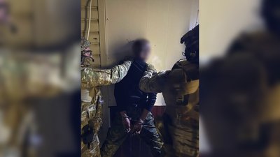 Поліцейські машини на вулиці