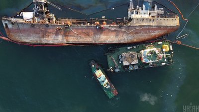 Водолази перевірили місце аварії Delfi в Одесі: дрібні уламки дістали, великі – лишилися