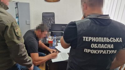 прокуратура, лісівники, підозра
