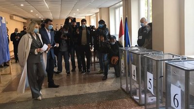 Другий тур виборів мера Одеси: текстова трансляція Другий тур виборів мера Одеси: текстова трансляція