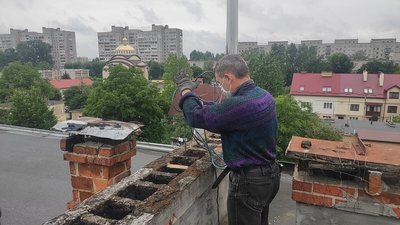 У Львові перевіряють справність димарів та вентиляційних систем У Львові перевіряють справність димарів та вентиляційних систем