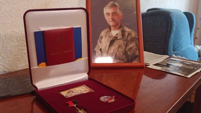 "Мій син загинув. Інших смертей не хочу". Мама Євгенія Тельнова з Кропивницького розповіла про сина "Мій син загинув. Інших смертей не хочу". Мама Євгенія Тельнова з Кропивницького розповіла про сина