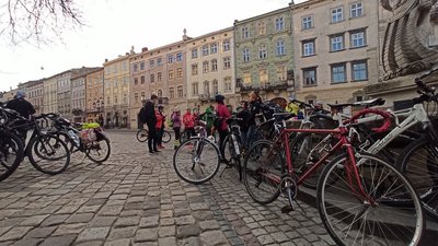 "Велосипедом на роботу": львів'яни долучилися до щорічної акції "Велосипедом на роботу": львів'яни долучилися до щорічної акції