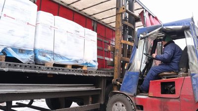 Тенти, генератори, каремати: Чернігівщина отримала гуманітарну допомогу до зими з Данії