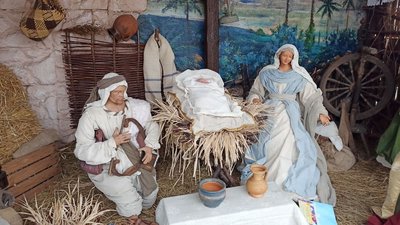 Грінч, Фердинад та Майк Вазовський: новорічні фотозони у Вінниці Грінч, Фердинад та Майк Вазовський: новорічні фотозони у Вінниці