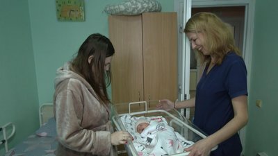 Першими народилися дівчатка: в Новий рік у Хмельницькому народилося троє дівчаток та хлопчик Першими народилися дівчатка: в Новий рік у Хмельницькому народилося троє дівчаток та хлопчик