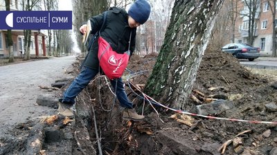 Через перериту дорогу сумчани не можуть доїхати до своїх гаражів Через перериту дорогу сумчани не можуть доїхати до своїх гаражів