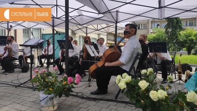 "Дякуємо": у Львові організували концерти для медиків