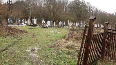 Прикарпатське село Озерце: холодні хати і теплі спогади Прикарпатське село Озерце: холодні хати і теплі спогади