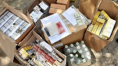 Підпільні цехи та контрафакт на мільйони гривень: на Херсонщині поліцейські викрили злочинну групу