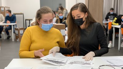 З'явилися результати опитування від Зеленського. Як голосували українці З'явилися результати опитування від Зеленського. Як голосували українці