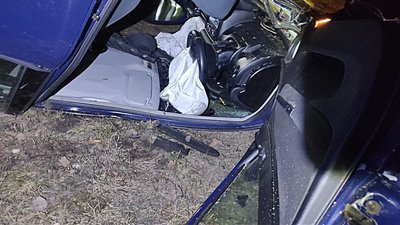 У Сумах водій перекинувся на авто: що сталося У Сумах водій перекинувся на авто: що сталося