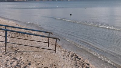 На інклюзивному пляжі у Суворовському районі Одеси тривають будівельні роботи На інклюзивному пляжі у Суворовському районі Одеси тривають будівельні роботи