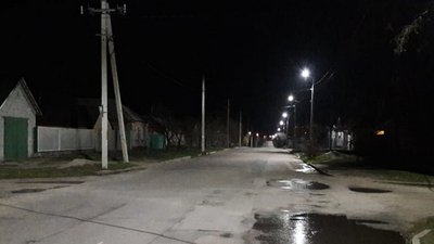 На двадцяти вулицях Кропивницького замінили натрієві ліхтарі на світлодіодні На двадцяти вулицях Кропивницького замінили натрієві ліхтарі на світлодіодні