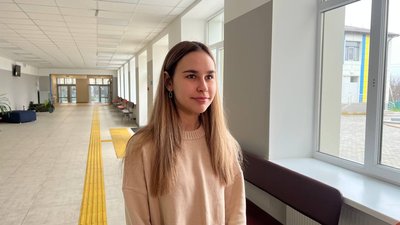 "Ми сумували за школою". У Криворізькому районі Дніпропетровщини відновлюють очне навчання "Ми сумували за школою". У Криворізькому районі Дніпропетровщини відновлюють очне навчання