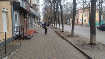 Сумчани разом із поліцією або бійцями тероборони патрулюють вулиці міста Сумчани разом із поліцією або бійцями тероборони патрулюють вулиці міста