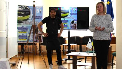 Художник і психологиня Художник і психологиня