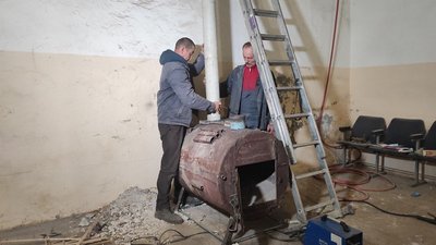 "Вмикаємо трохи кондиціонери, економимо електроенергію". Як у шелтері УТОС у Дніпрі готуються до зими