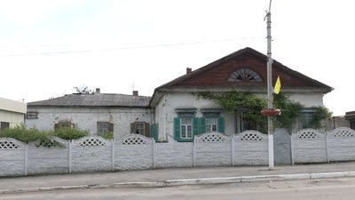 "Почала обвалюватися стеля". Жителі садиби Сковороди на Харківщині хочуть з'їхати "Почала обвалюватися стеля". Жителі садиби Сковороди на Харківщині хочуть з'їхати