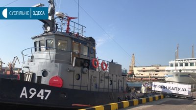 День ВМСУ: Зеленський нагородив посмертно викладачку коледжа економіки та рятувальника