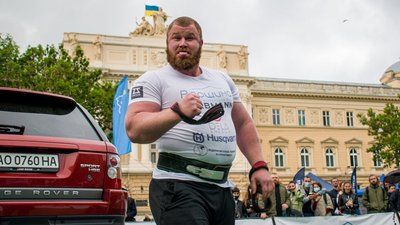Українського стронгмена звинуватили у "втечі" з України. Він не повернувся зі змагань у США: що про це відомо