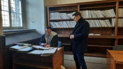 "Таємниці Старосамбірщини". На Львівщині актор театру та кіно знімає серіал на телефон "Таємниці Старосамбірщини". На Львівщині актор театру та кіно знімає серіал на телефон