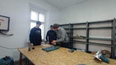 На Тернопільщині створюють деревообробну майстерню для молоді На Тернопільщині створюють деревообробну майстерню для молоді