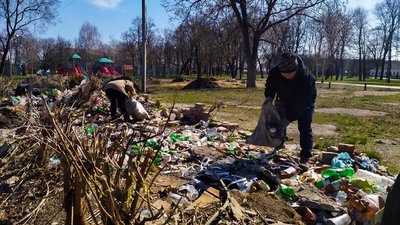 У Новомиргороді Кіровоградської області продовжують реконструювати парк У Новомиргороді Кіровоградської області продовжують реконструювати парк