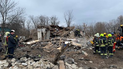 69 ракет випустила Росія по Україні 29 грудня, є поранені. Що відомо 69 ракет випустила Росія по Україні 29 грудня, є поранені. Що відомо
