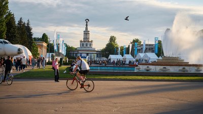 Фестиваль кар‘єри на ВДНГ