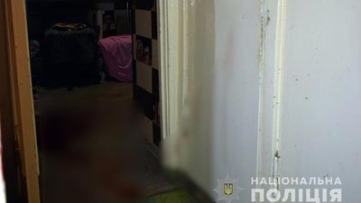 На Полтавщині чоловік, якого порізали ножем, перебуває у реанімації На Полтавщині чоловік, якого порізали ножем, перебуває у реанімації