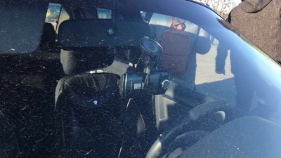 У Львові показали, як фіксують іспит на отримання водійських посвідчень на відеокамеру