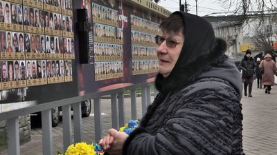 "Свято буде після перемоги": в День Збройних Сил України у Луцьку вшанували пам'ять загиблих захисників