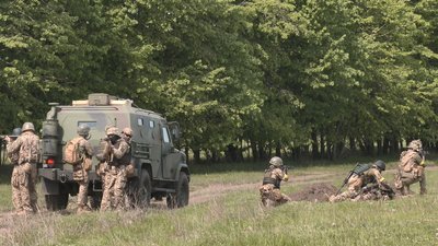 Відпрацьовують навички щодня: як тренуються черкаські тероборонці Відпрацьовують навички щодня: як тренуються черкаські тероборонці